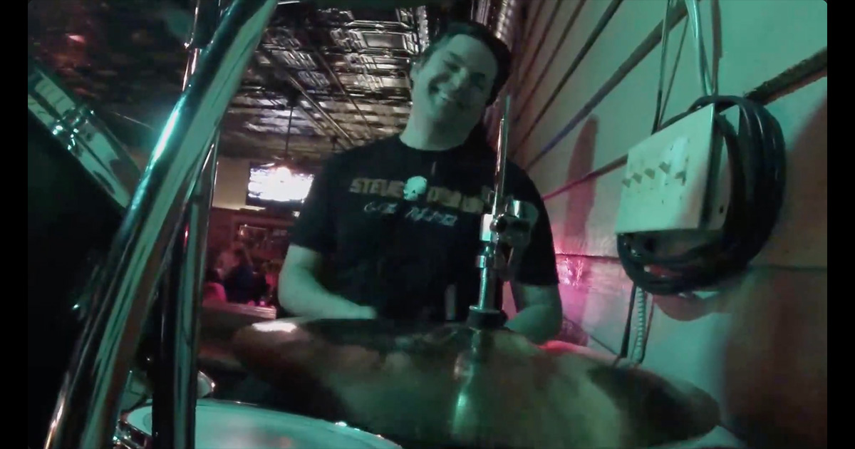 Drummin' with Men In Blues